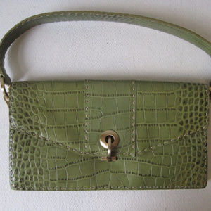 ANN TAYLOR  Purse Clutch Leather Croc Print Green
